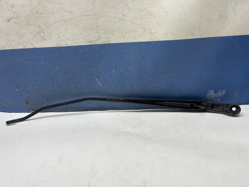 Поводок дворника передний правый Matiz 2010