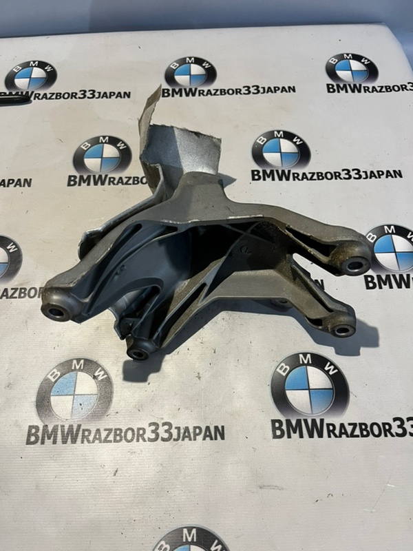 Запчасть крепление двигателя правое Audi А4 2008 СЕДАН CDHB 8K0199308 контрактная Крепление двигателя правое Audi А4 2008 СЕДАН CDHB 8K0199308 контрактная