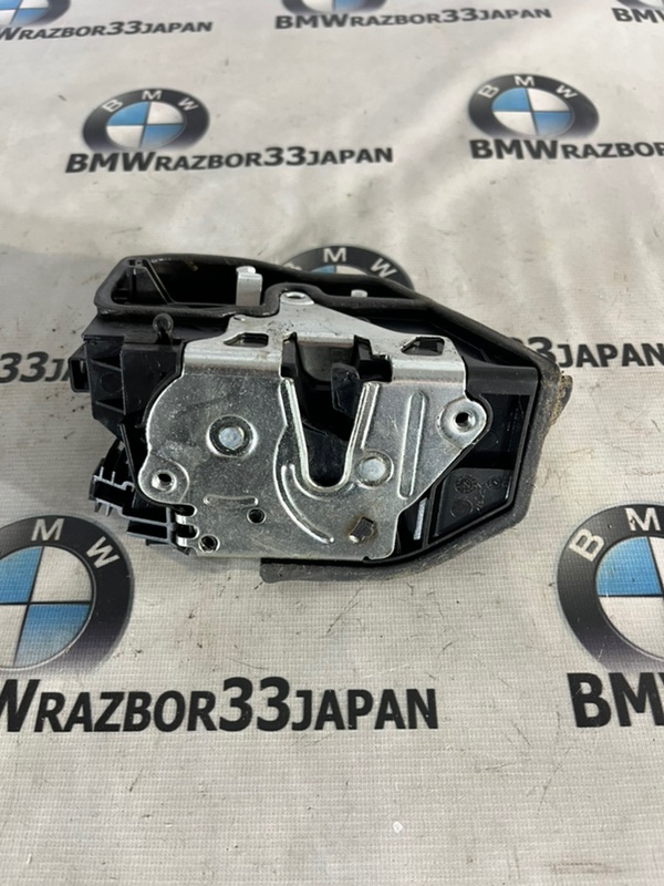 Замок двери задний правый BMW F10 СЕДАН N52B25