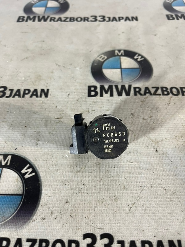 Сервопривод печки BMW Е65 2003 СЕДАН N62B36 64116911821 контрактная