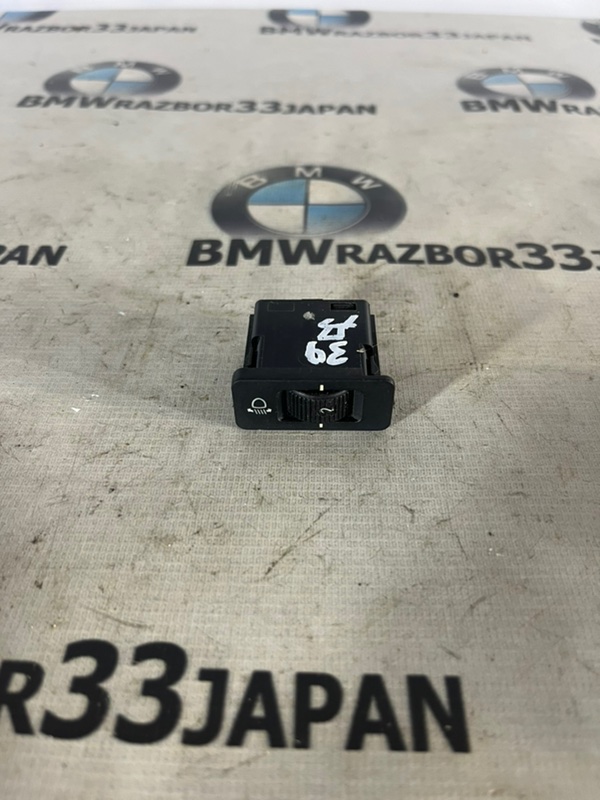 Кнопка корректора фар BMW E39 1999 СЕДАН M52B25TU 61318360460 контрактная