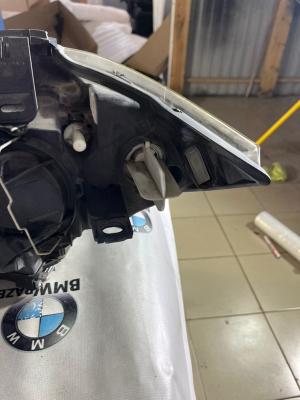 Фара ксеноновая E87 2007 ХЭТЧБЭК N46B20