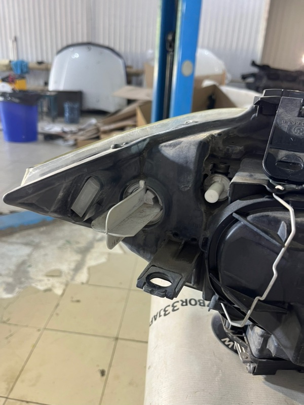 Фара ксеноновая E87 2007 ХЭТЧБЭК N46B20