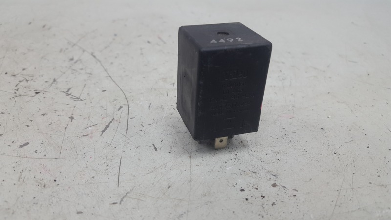 Реле Renault 21 L48 F2N 1993 Реле Renault 21 L48 F2N 1993