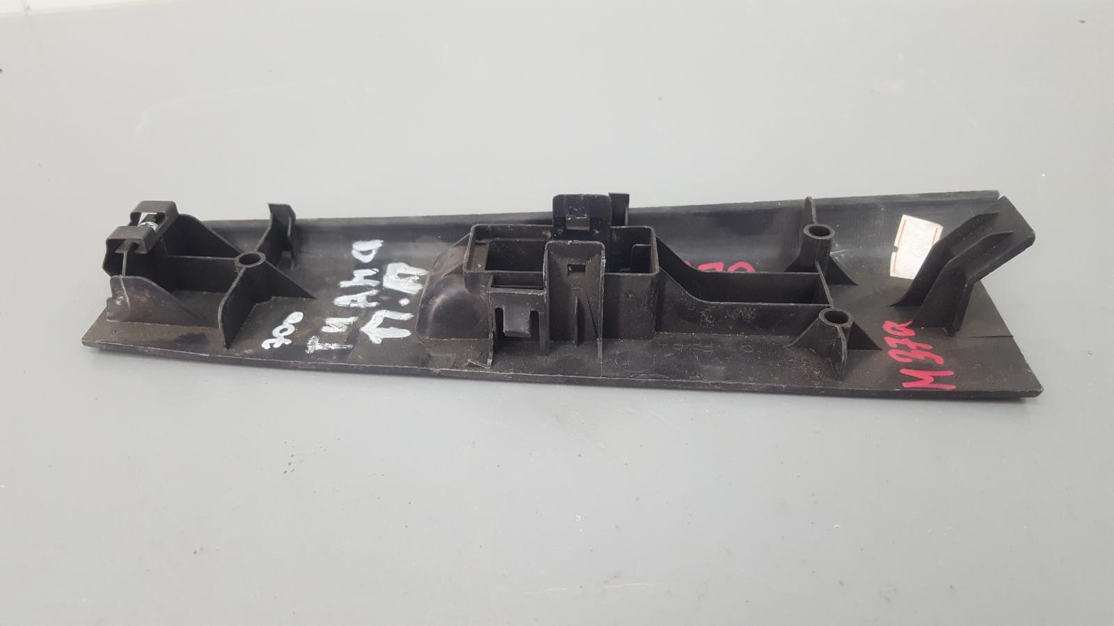 Накладка декоративная Nissan Teana J31 VQ23 2.3л