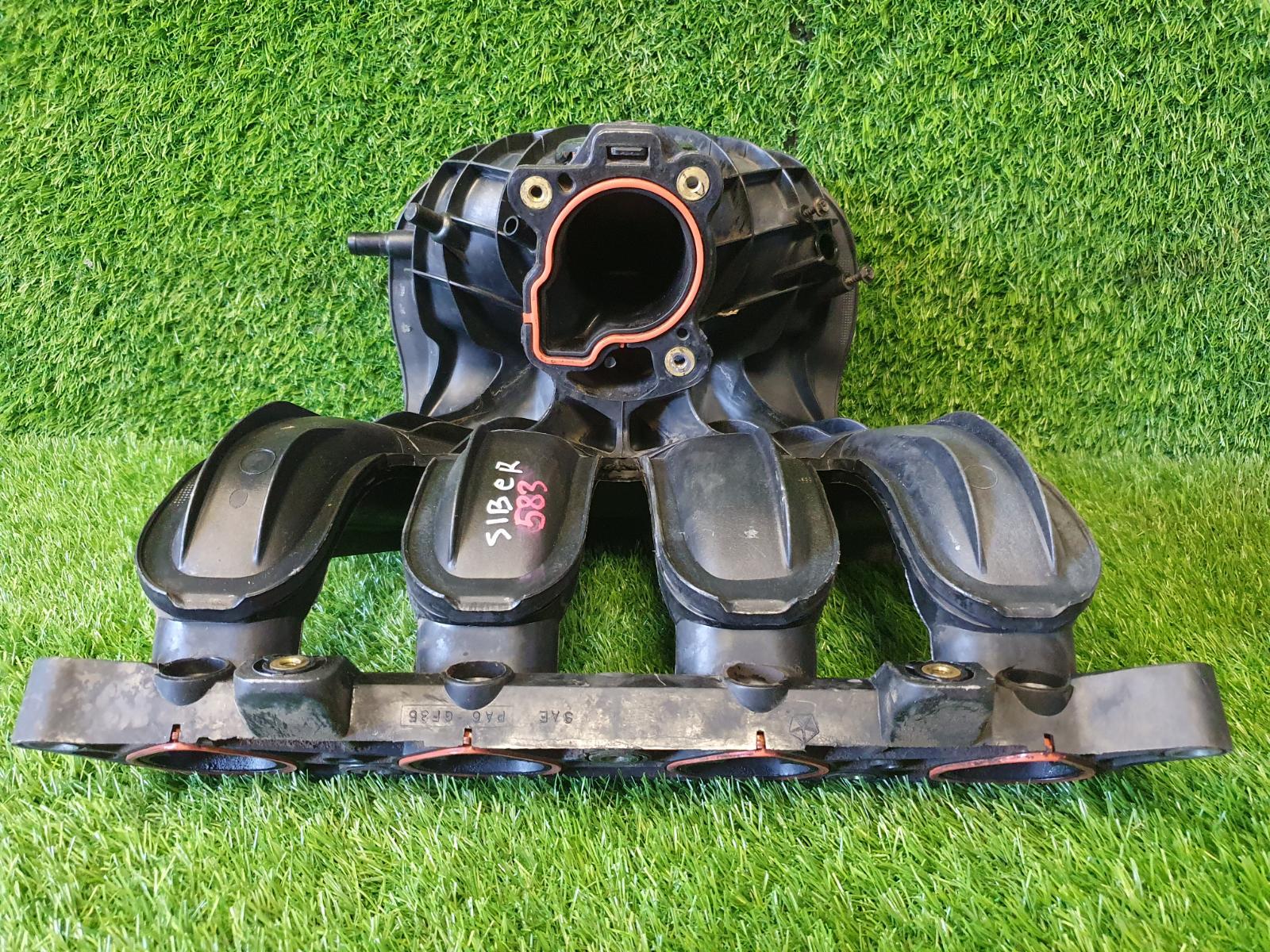 Коллектор впускной Волга Сайбер 2010 JR41 EDZ 2.4л