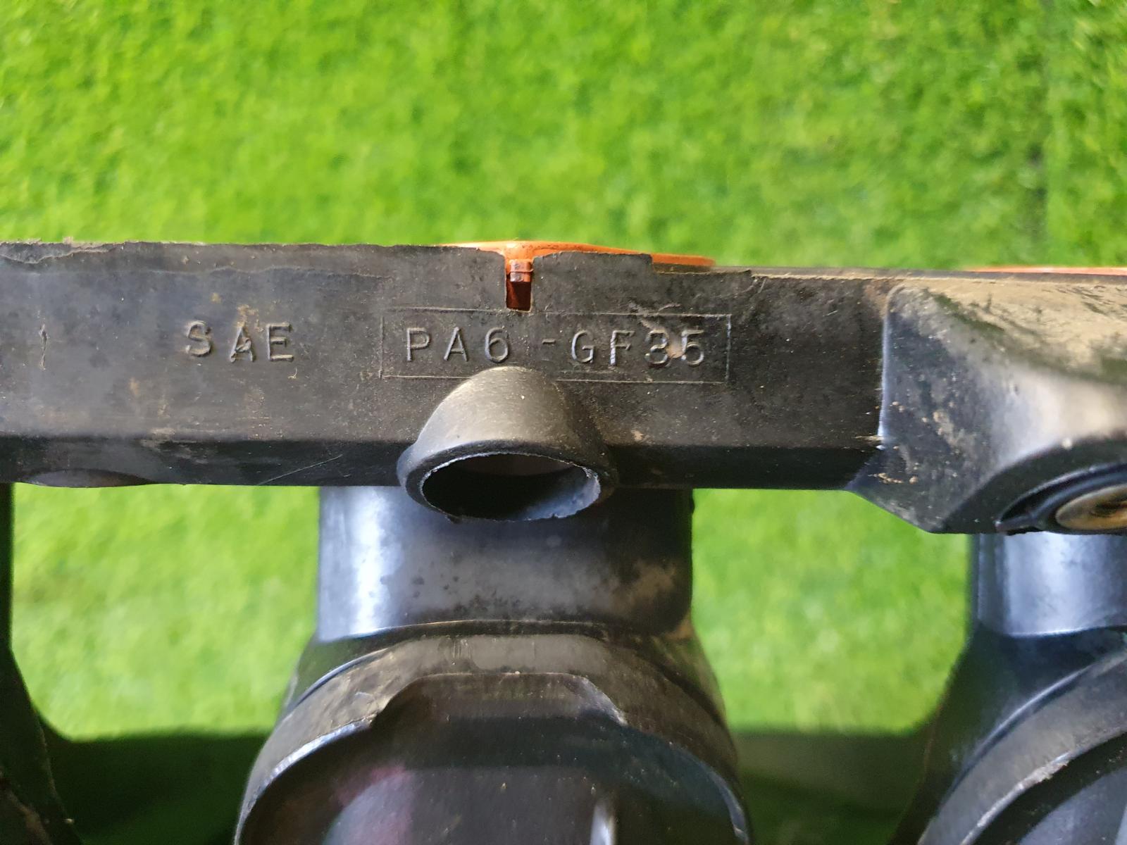 Коллектор впускной Волга Сайбер 2010 JR41 EDZ 2.4л