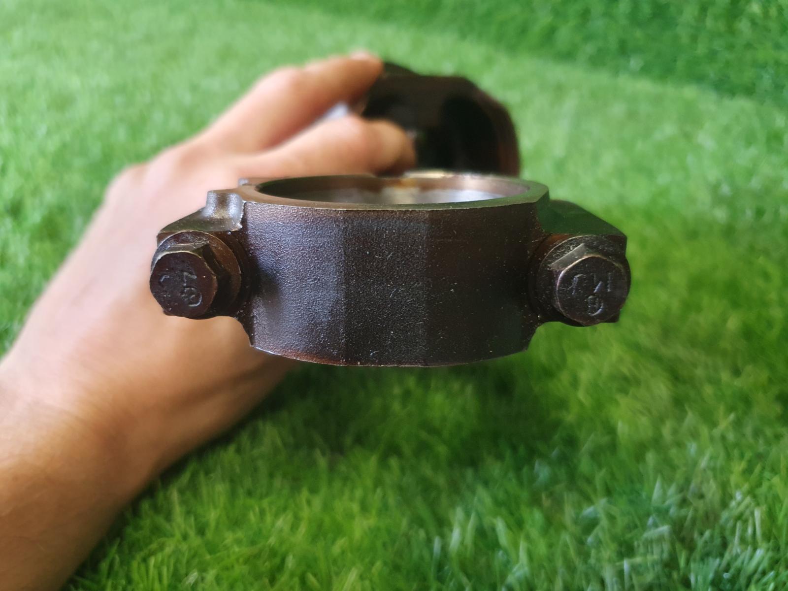 Шатун с поршнем Волга Сайбер 2010 JR41 EDZ 2.4л