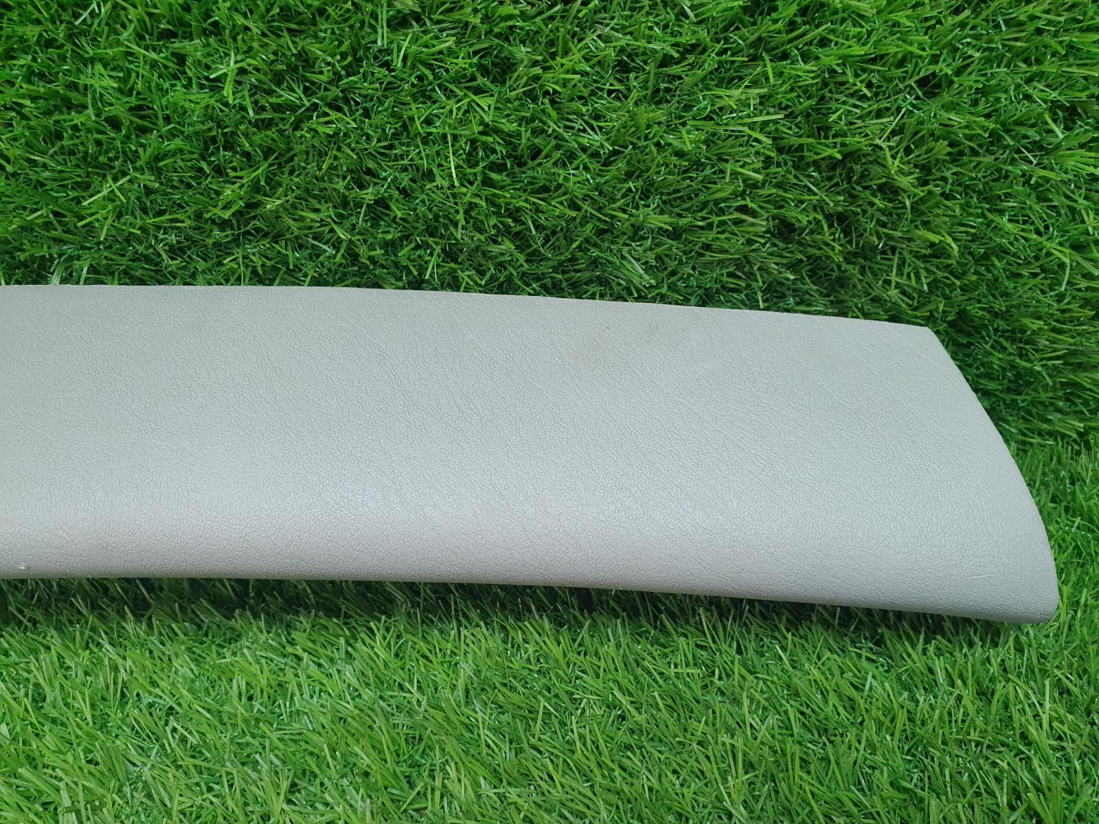 Накладка стойки лобового стекла передняя правая Волга Сайбер 2010 JR41 EDZ 2.4л