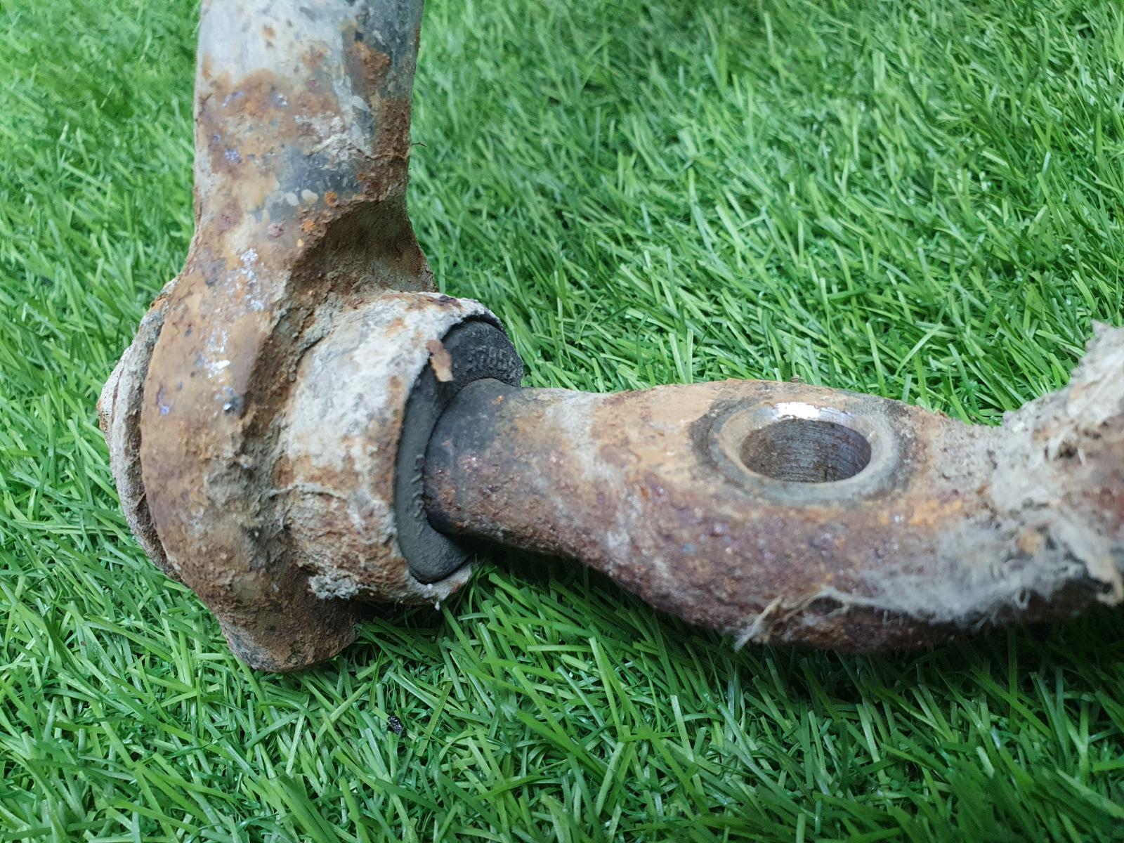 Рычаг подвески задний левый Волга Сайбер 2010 JR41 EDZ 2.4л