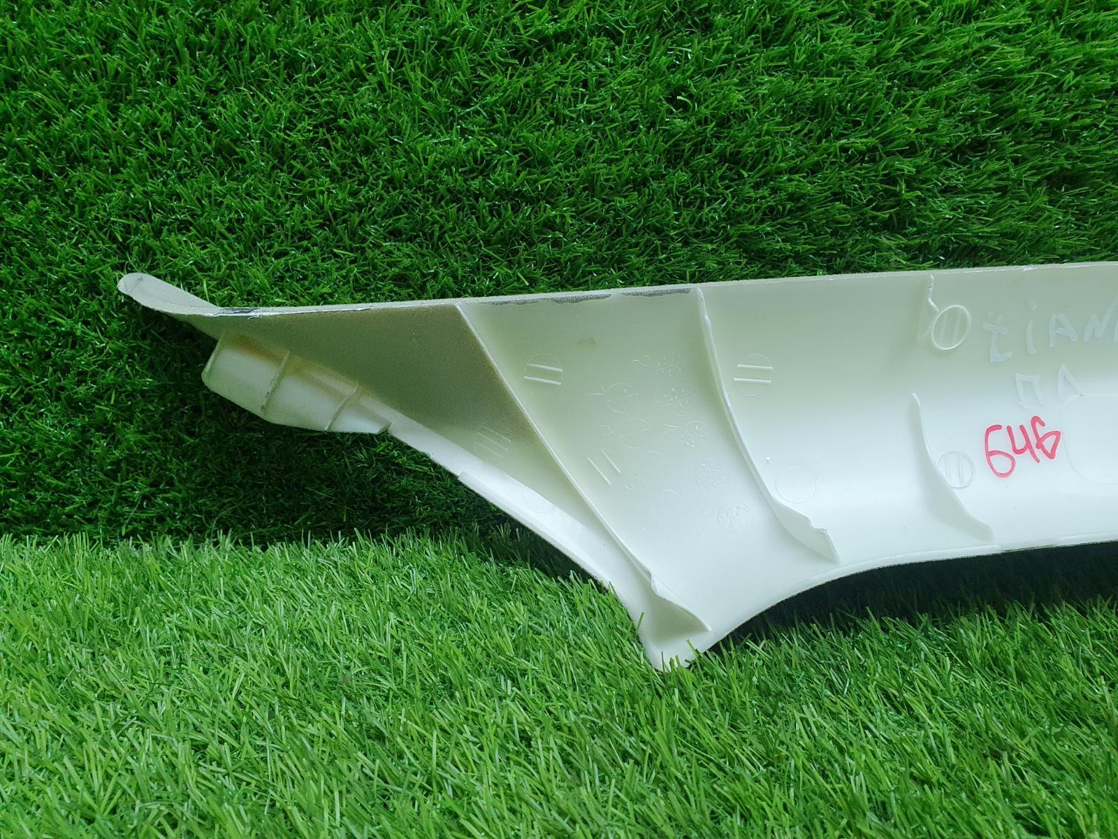 Накладка стойки лобового стекла передняя левая Teana 2006 J31 VQ35DE 3.5л