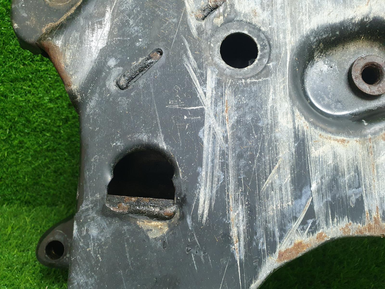 Подрамник балка передний Волга Сайбер 2010 JR41 EDZ 2.4л