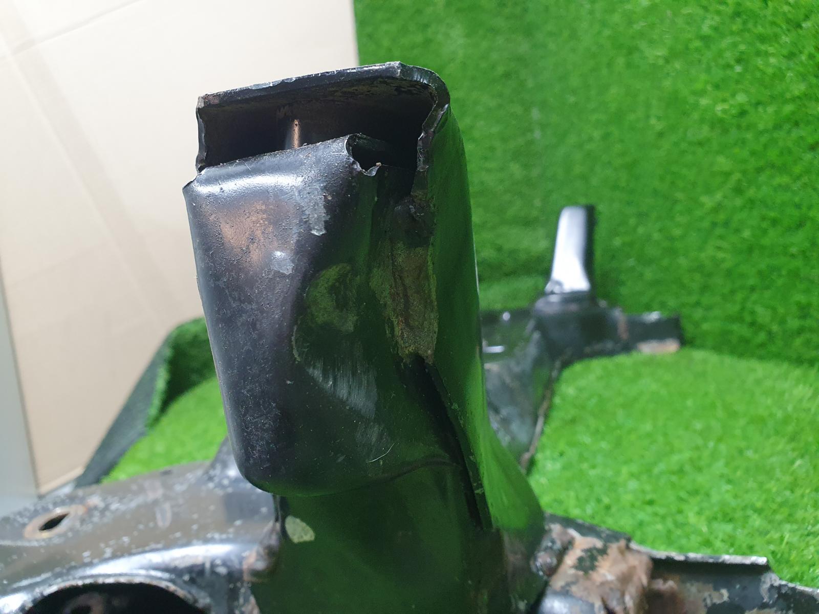 Подрамник балка передний Волга Сайбер 2010 JR41 EDZ 2.4л