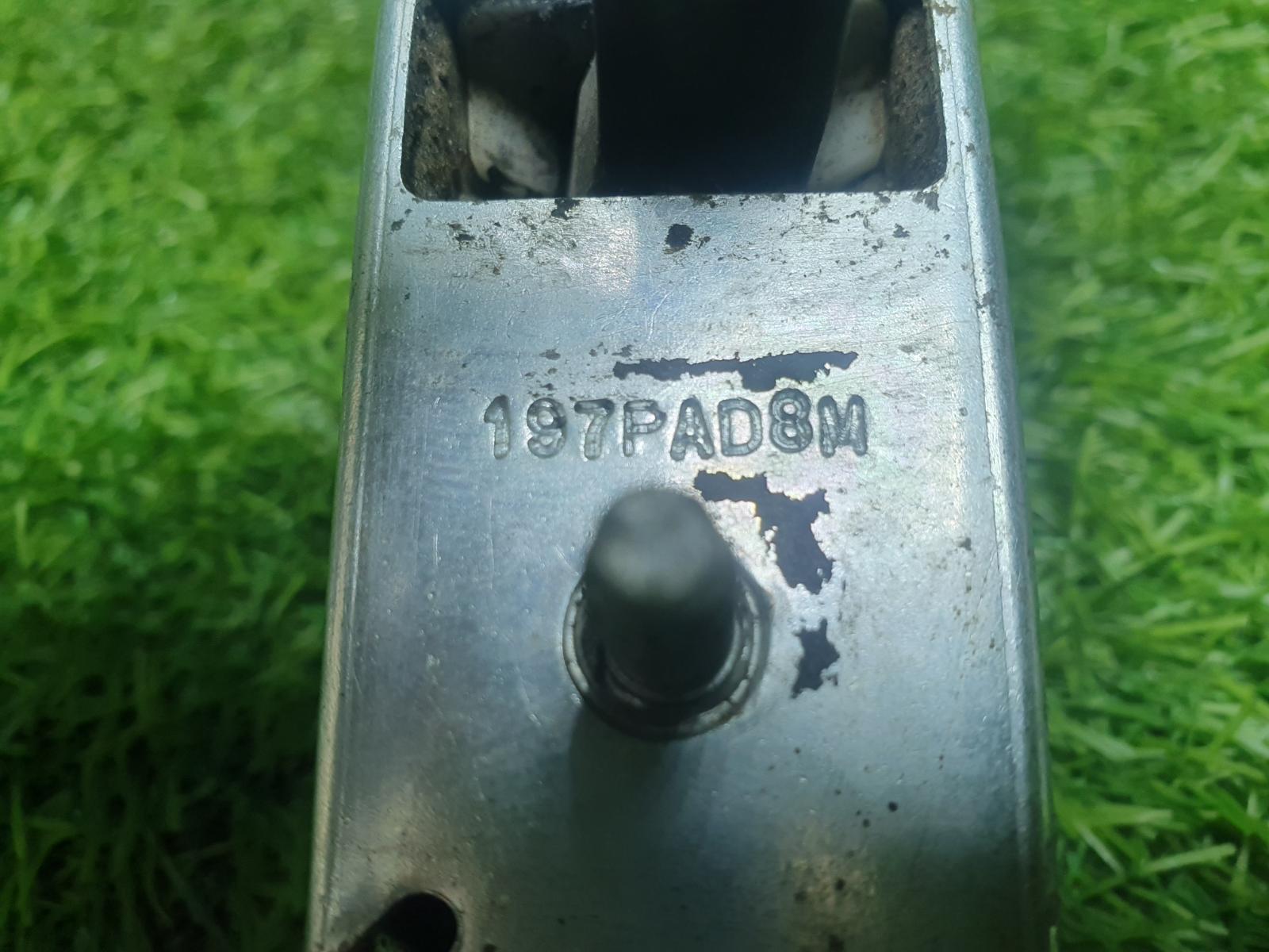 Ограничитель двери передний правый Волга Сайбер 2010 JR41 EDZ 2.4л