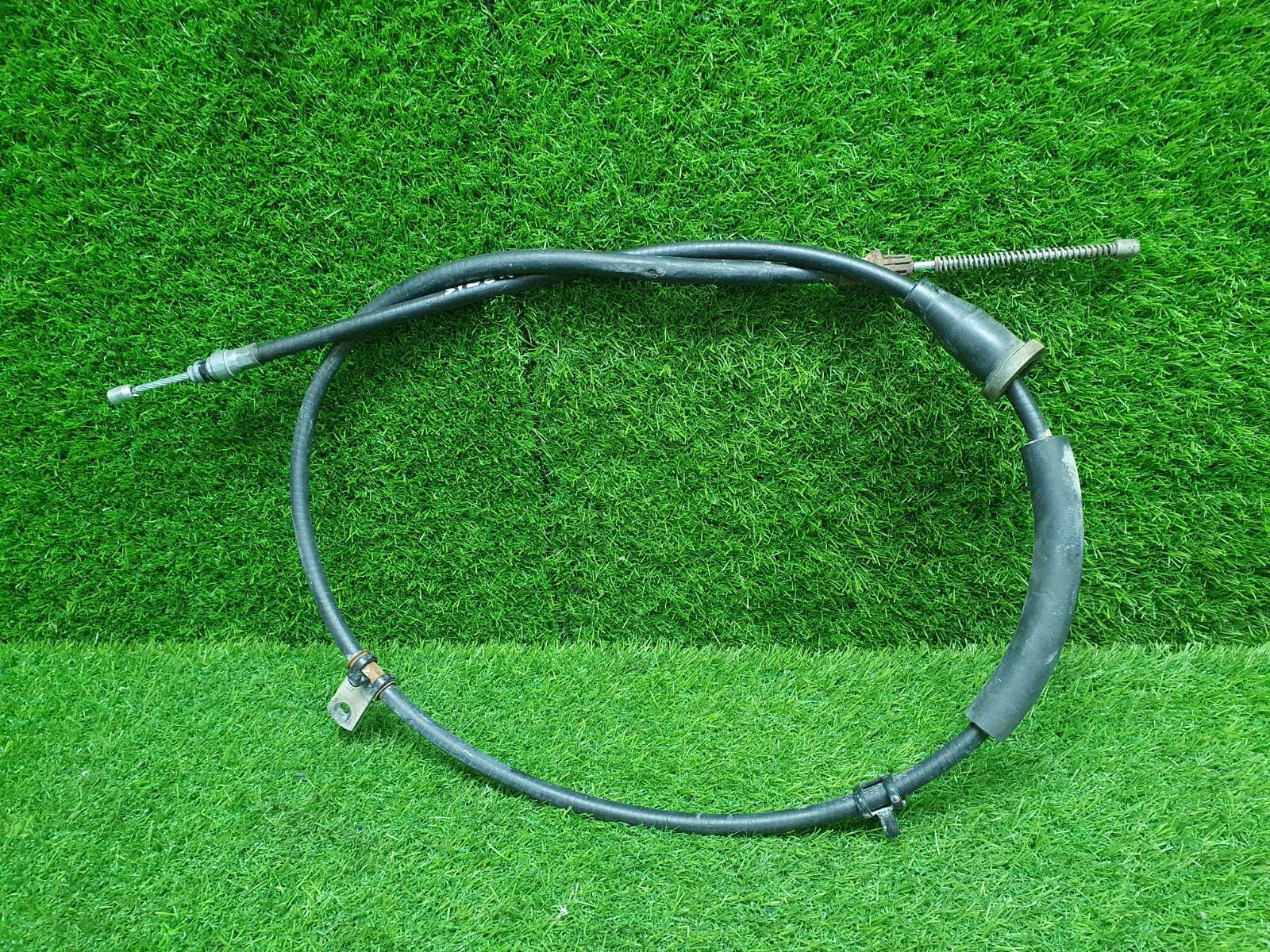 Трос ручного стояночного тормоза ручника задний правый Волга Сайбер 2010 JR41 EDZ 2.4л