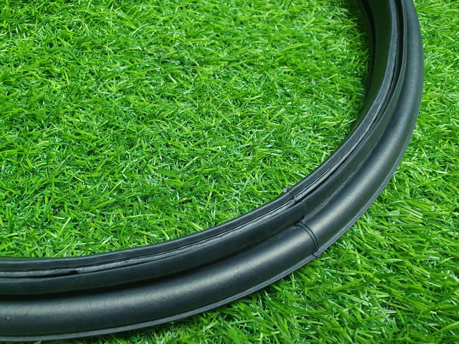 Уплотнительная резинка багажника Octavia 2 A5 2012 1Z3 CDAB 1.8tfsi