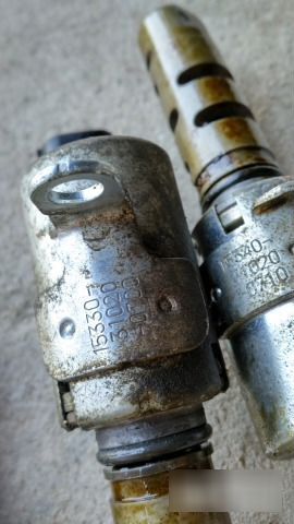 Клапана vvt-i Toyota 1533031020 Б/У
