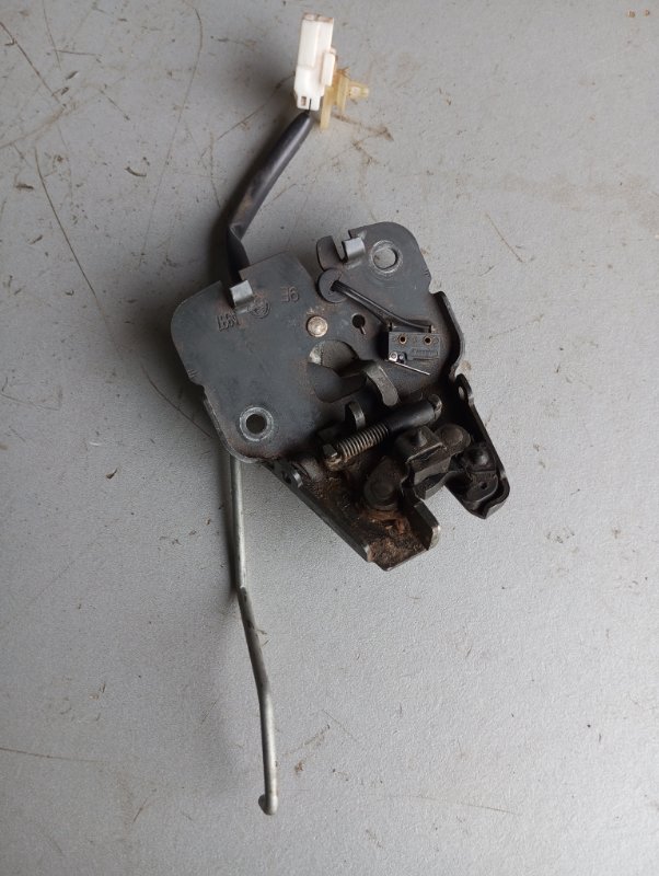 Замок багажника 156 2000 2.0