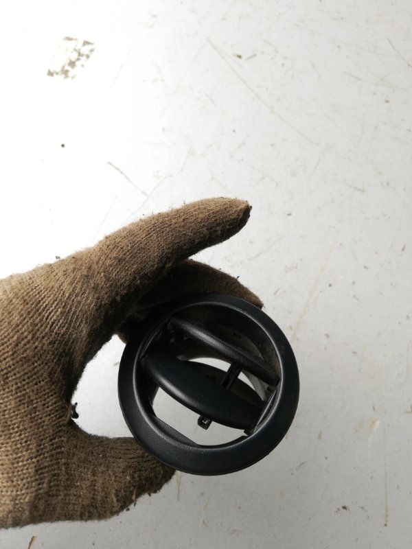 Дефлектор воздушный 156 2000 2.0 Дефлектор воздушный 156 2000 2.0