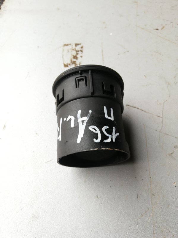 Дефлектор воздушный Alfa Romeo 156 2.0 Дефлектор воздушный Alfa Romeo 156 2.0