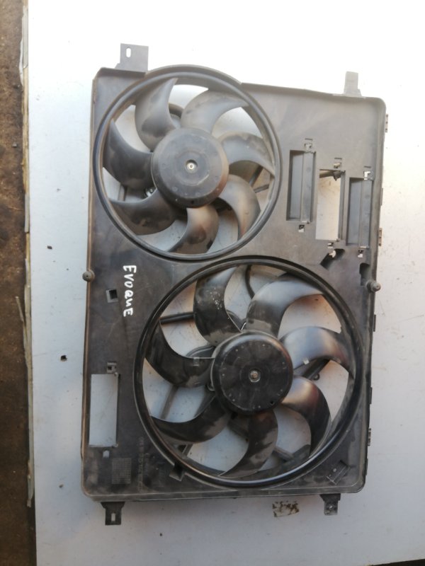 Запчасть вентиляторы охлаждения Land Rover Range Rover Evoque 2013 LR024292 Б/У Вентиляторы охлаждения Land Rover Range Rover Evoque 2013 LR024292 Б/У