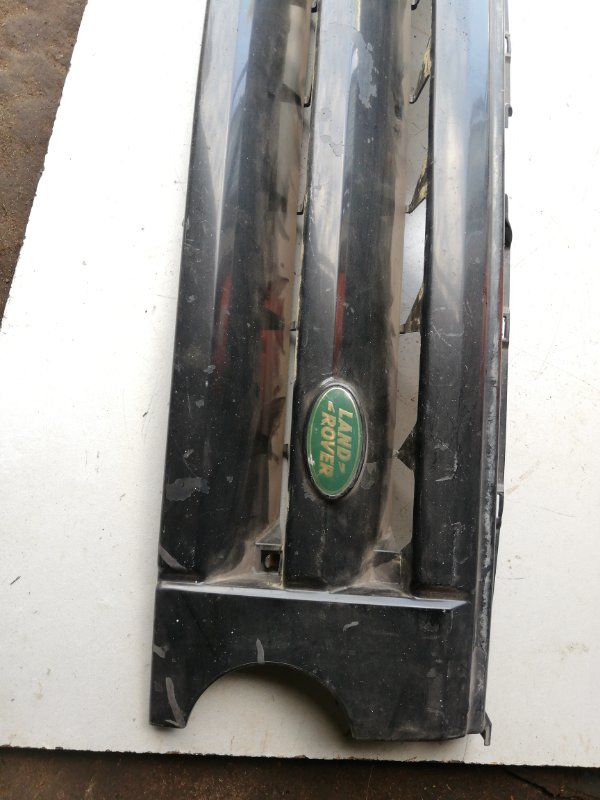 Решетка радиатора Discovery 2008 3 Решетка радиатора Discovery 2008 3