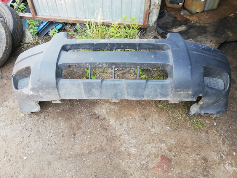 Бампер передний Ford Escape 1 2003 2.0 YL8Z17D957EAB Б/У