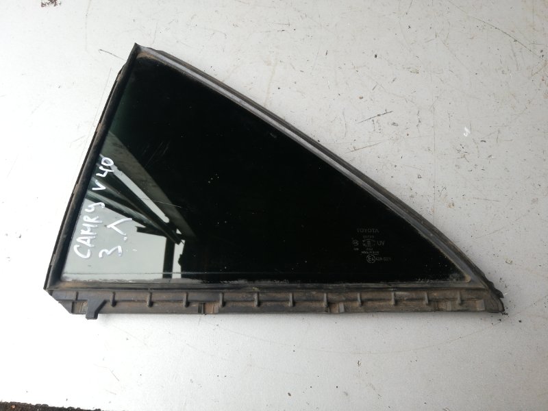 Форточка двери задняя левая Toyota Camry V40 6818933040 Б/У