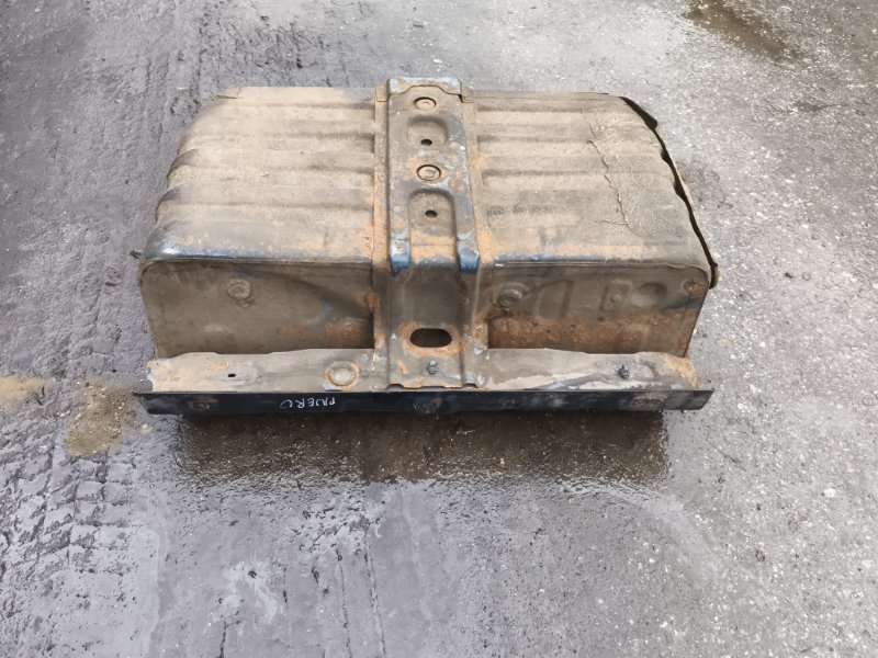 Задняя панель кузова Mitsubishi Pajero 3 3.2 4M41