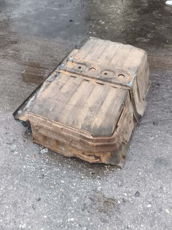 Задняя панель кузова Pajero 2003 3 3.2 4M41