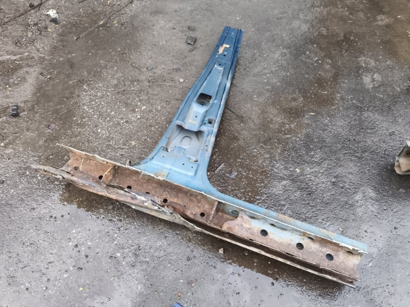 Центральная стойка кузова левая Pajero 2003 3 3.2 4M41