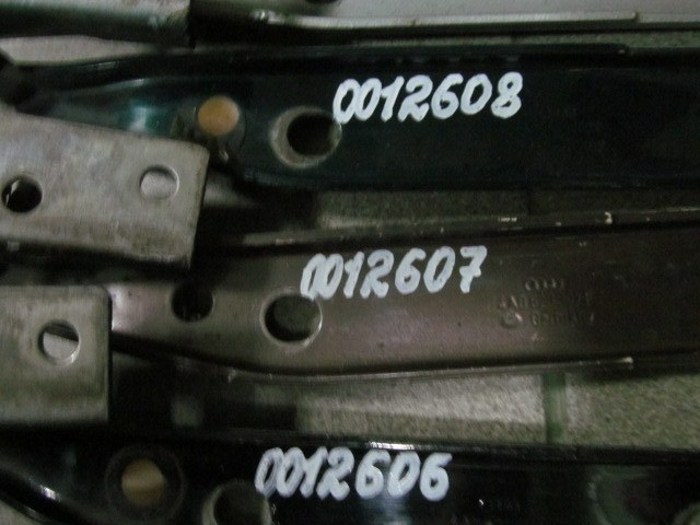 Петля капота правая A100 1991-1994 C4