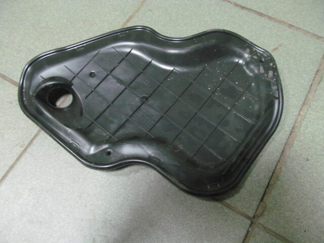 Обшивка двери задней правой Audi A3 8P 2004-2013