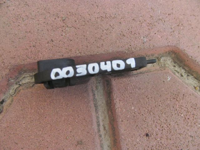 Запчасть кронштейн фары Audi A2 2000-2005 8Z0941453 Б/У Кронштейн фары Audi A2 2000-2005 8Z0941453 Б/У
