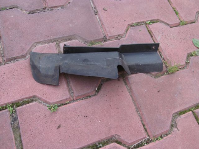 Запчасть воздуховод Audi A3 8L 1997-2003 8L0121284A Б/У Воздуховод Audi A3 8L 1997-2003 8L0121284A Б/У