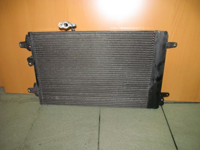 Радиатор кондиционера Ford Galaxy 1 1995-2006 Радиатор кондиционера Ford Galaxy 1 1995-2006