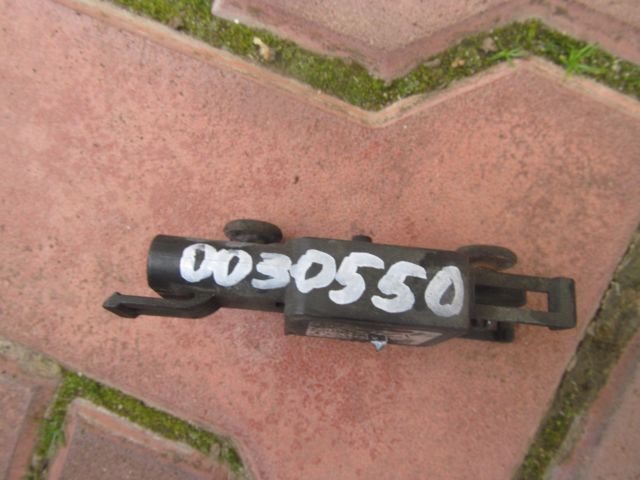 Датчик удара Opel Astra H 2004-2010 13158750 Б/У