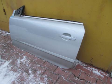 Дверь передняя левая Astra H 2004-2010