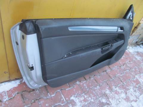 Дверь передняя левая Astra H 2004-2010