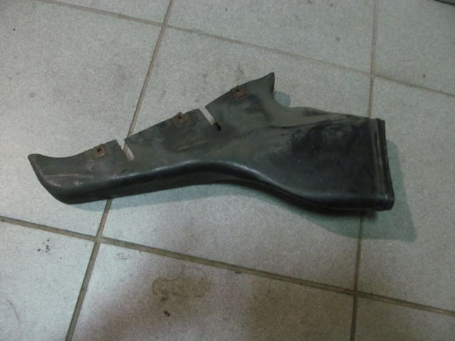 Впускной коллектор Volkswagen Passat B5 1997-2005