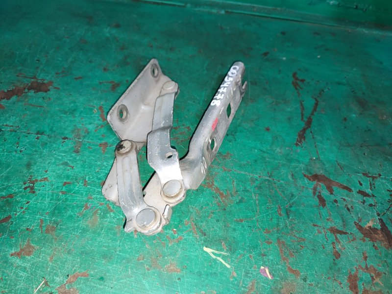 Петля капота левая Octavia A5 2004-2013