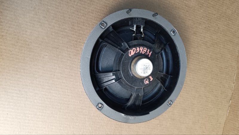 Динамик двери передний Q3 8U ДЖИП Динамик двери передний Q3 8U ДЖИП