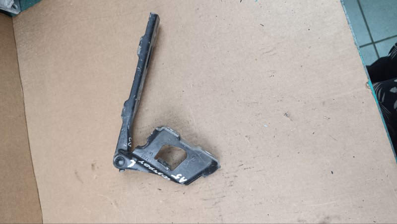 Петля капота левая A5 Петля капота левая A5