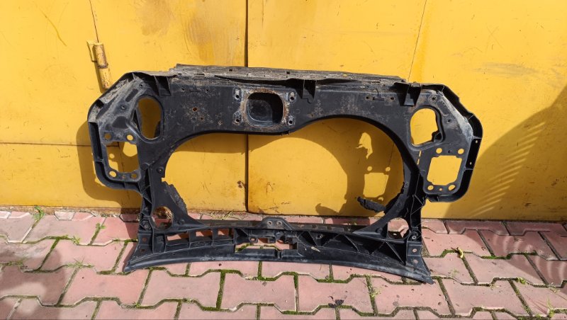 Панель передняя (телевизор) A6 C6 2005-2011