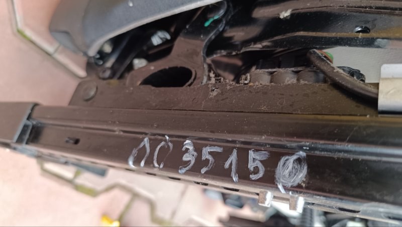 Запчасть сиденье переднее правое audi A6 2009 СЕДАН Б/У Сиденье переднее правое audi A6 2009 СЕДАН Б/У