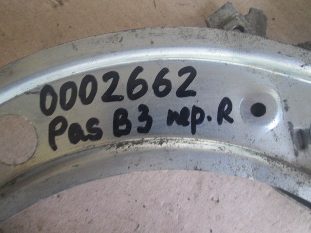 Стеклоподъемник передний правый Volkswagen Passat B3 1988-1993
