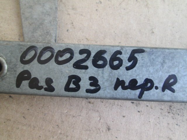 Стеклоподъемник передний правый Passat B3 1988-1993