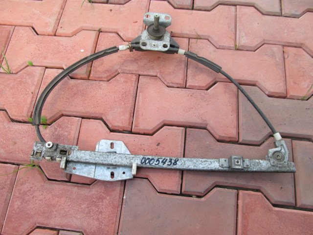 Стеклоподъемник задний правый Volkswagen Passat B3 1988-1993 3A0839402F Б/У