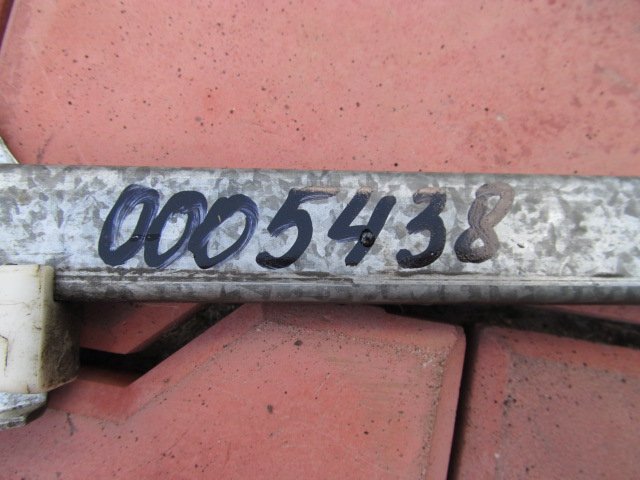 Стеклоподъемник задний правый Passat B3 1988-1993