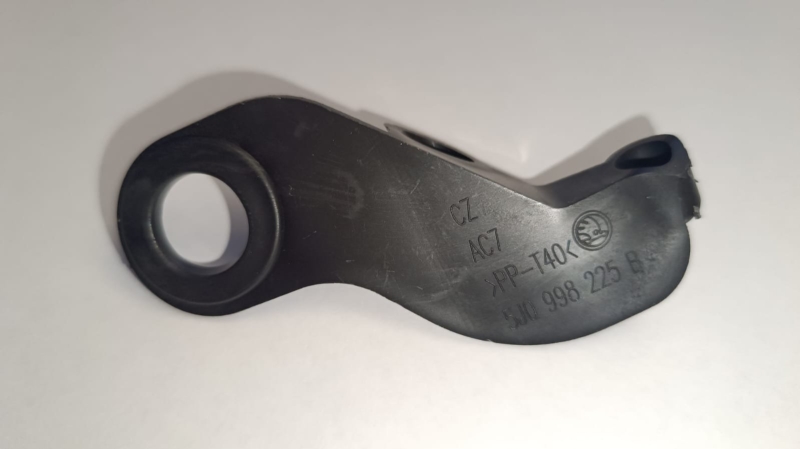 Запчасть крепление фары левое Skoda Fabia 2 2007-2015 5J0998225B новая Крепление фары левое Skoda Fabia 2 2007-2015 5J0998225B новая